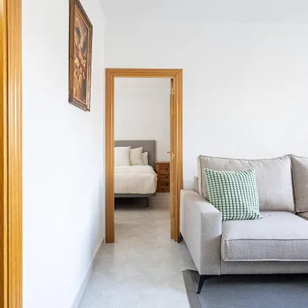 Cozy In Cornella 2 Mins From The Metro Apartment *