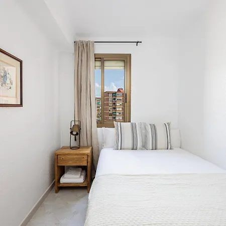 Cozy In Cornella 2 Mins From The Metro La Gabarra