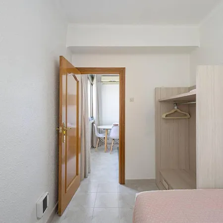 Cozy In Cornella 2 Mins From The Metro Apartment La Gabarra